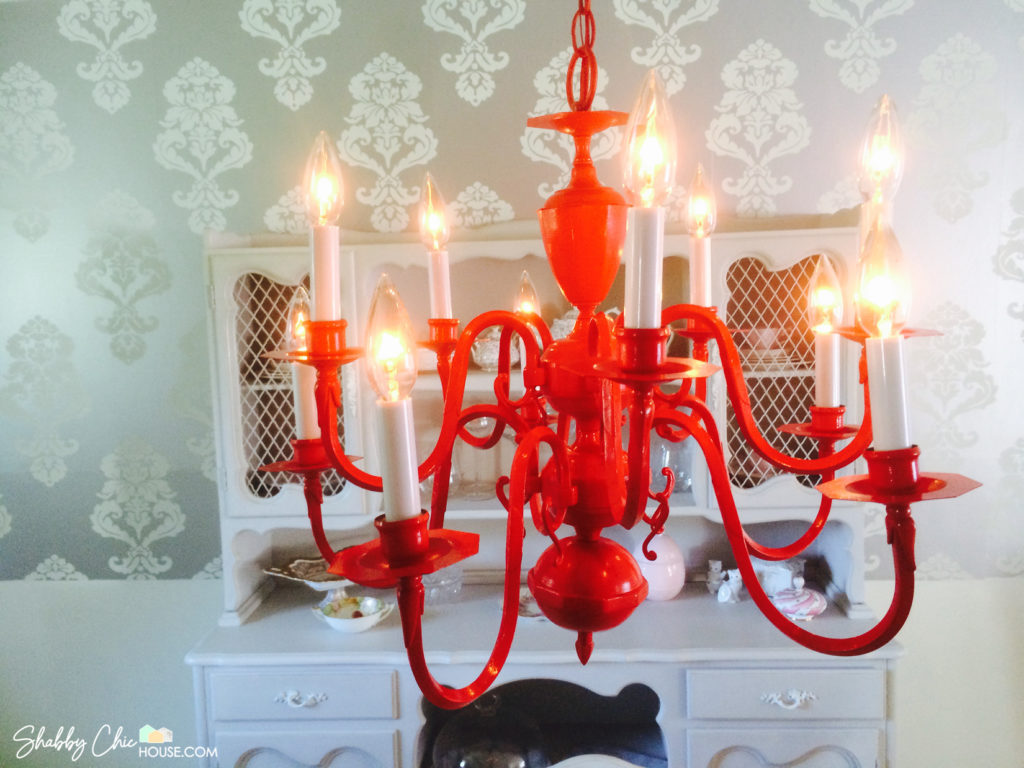 Red-Chalk-Paint-Chandelier