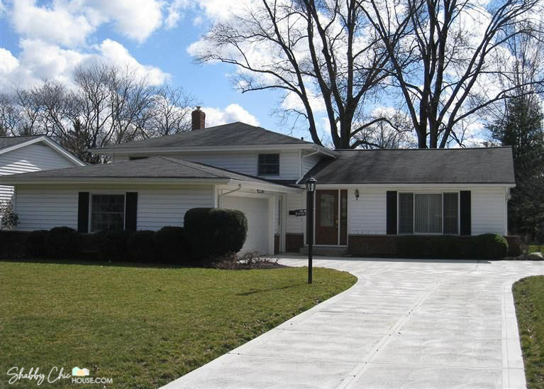 outside of the original shabby chic house 1965 spit-level before being remodeled