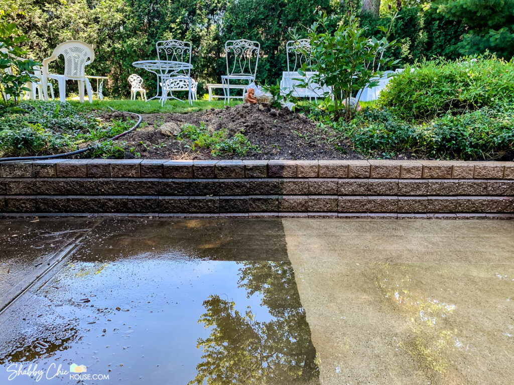 Power wash concrete patio and retaining wall - Before and After Photo